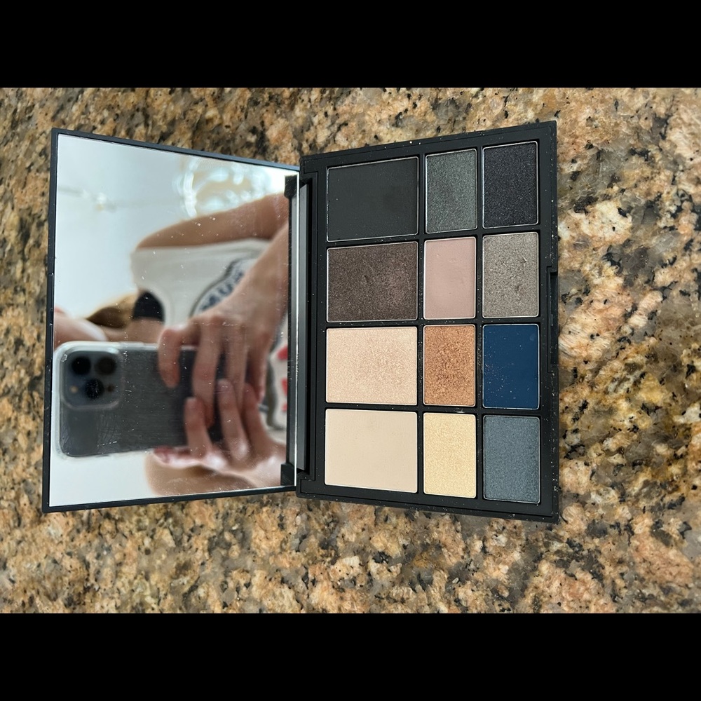 NARS eyeshadow palette